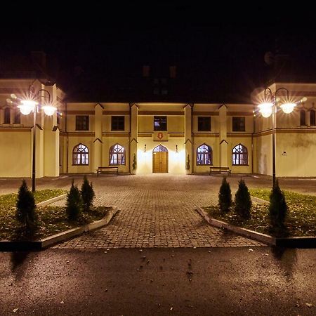 Centrum Obslugi Turysty Kordegarda Raczki  Esterno foto