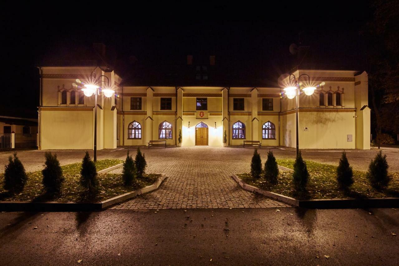 Centrum Obslugi Turysty Kordegarda Raczki  Esterno foto