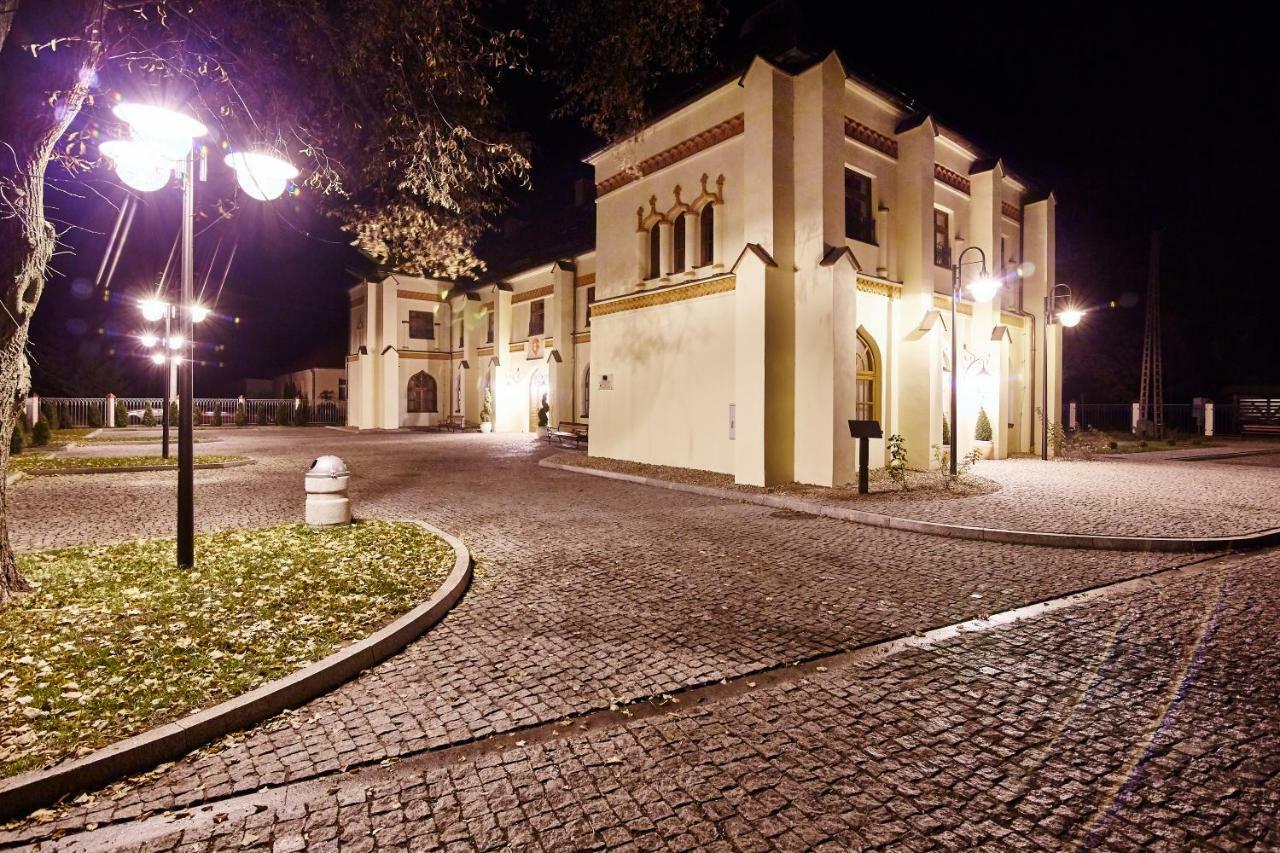 Centrum Obslugi Turysty Kordegarda Raczki  Esterno foto
